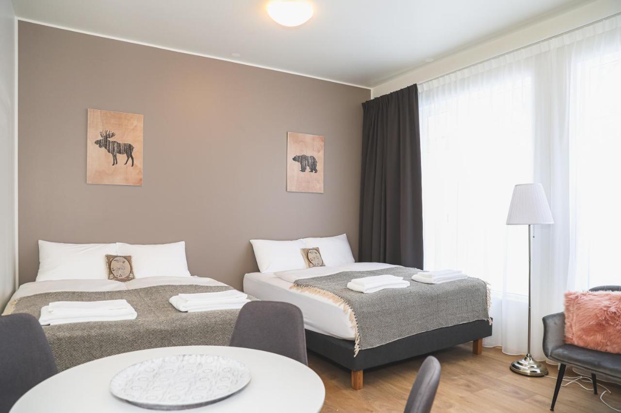E18 Apartments อาคูเรย์รี ภายนอก รูปภาพ